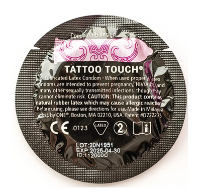 Презервативы ONE Tattoo Touch (рельефный рисунок) (по1 шт)(упак. может отличаться цвет. и рисун.) ONE-018 фото